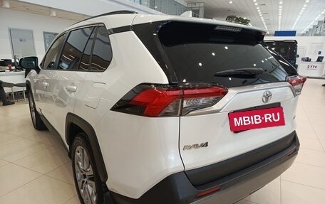 Toyota RAV4, 2021 год, 3 600 000 рублей, 11 фотография