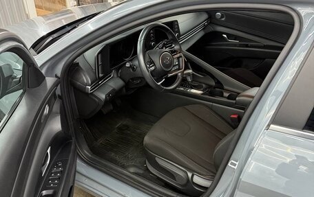 Hyundai Elantra, 2021 год, 1 870 000 рублей, 16 фотография