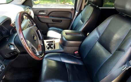 Chevrolet Tahoe III, 2012 год, 2 500 000 рублей, 11 фотография