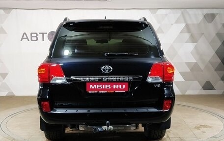 Toyota Land Cruiser 200, 2014 год, 4 399 000 рублей, 7 фотография