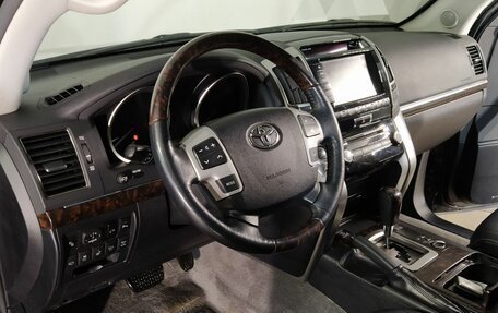 Toyota Land Cruiser 200, 2014 год, 4 399 000 рублей, 13 фотография