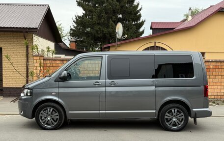 Volkswagen Multivan T5, 2010 год, 2 199 000 рублей, 6 фотография