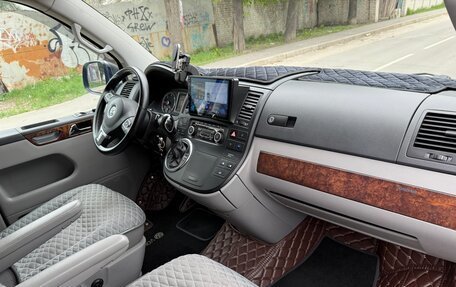 Volkswagen Multivan T5, 2010 год, 2 199 000 рублей, 13 фотография