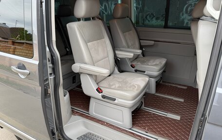 Volkswagen Multivan T5, 2010 год, 2 199 000 рублей, 14 фотография