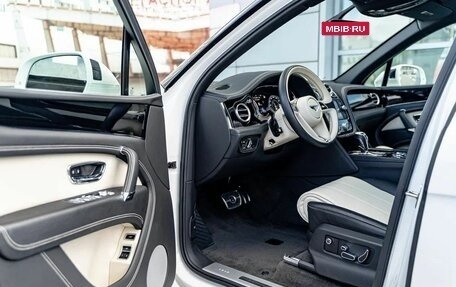 Bentley Bentayga I, 2019 год, 12 900 000 рублей, 11 фотография