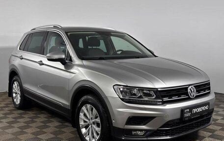 Volkswagen Tiguan II, 2017 год, 2 300 000 рублей, 3 фотография