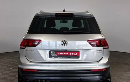 Volkswagen Tiguan II, 2017 год, 2 300 000 рублей, 7 фотография