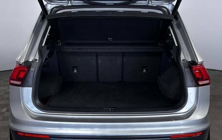 Volkswagen Tiguan II, 2017 год, 2 300 000 рублей, 12 фотография