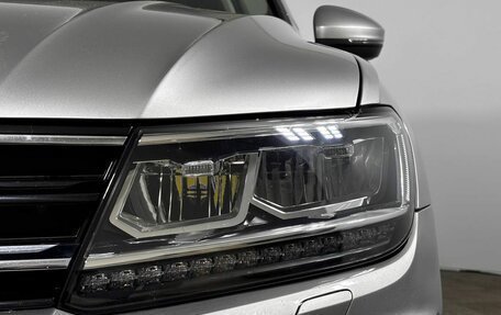 Volkswagen Tiguan II, 2017 год, 2 300 000 рублей, 21 фотография