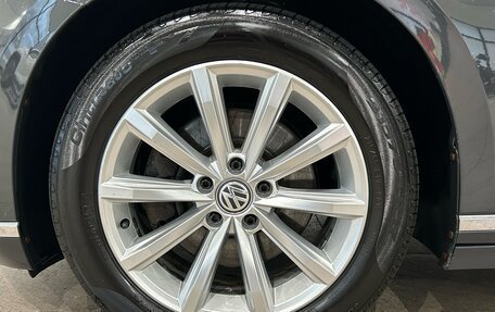 Volkswagen Passat B8 рестайлинг, 2018 год, 2 099 000 рублей, 11 фотография