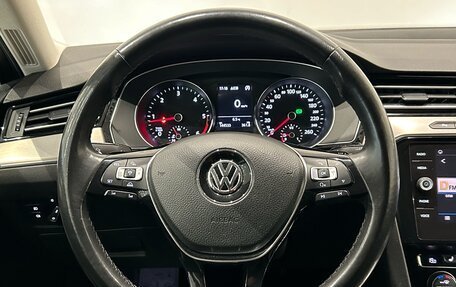 Volkswagen Passat B8 рестайлинг, 2018 год, 2 099 000 рублей, 20 фотография