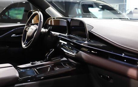 Cadillac Escalade V, 2024 год, 19 500 000 рублей, 18 фотография