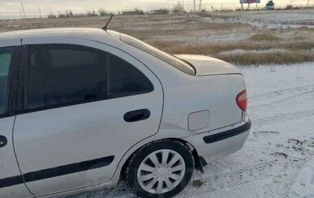 Nissan Almera, 2001 год, 250 000 рублей, 3 фотография