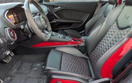 Audi TT RS, 2021 год, 8 105 755 рублей, 13 фотография