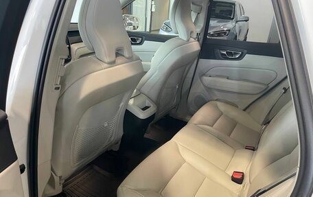 Volvo XC60 II, 2019 год, 4 090 000 рублей, 10 фотография