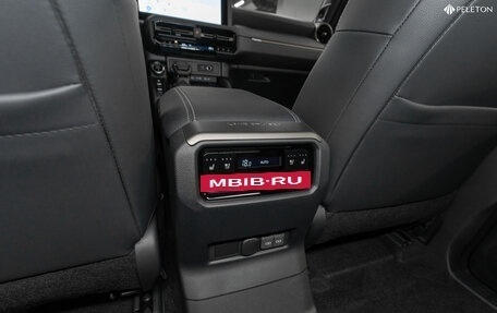 Toyota Land Cruiser Prado, 2025 год, 10 900 000 рублей, 18 фотография