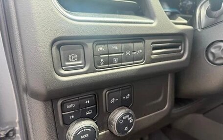 Chevrolet Tahoe IV, 2022 год, 7 758 221 рублей, 9 фотография