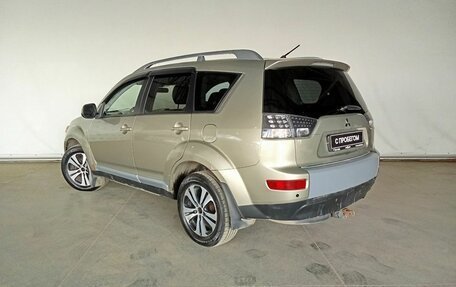 Mitsubishi Outlander III рестайлинг 3, 2008 год, 700 000 рублей, 6 фотография