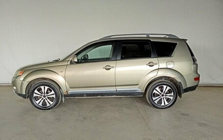Mitsubishi Outlander III рестайлинг 3, 2008 год, 700 000 рублей, 7 фотография