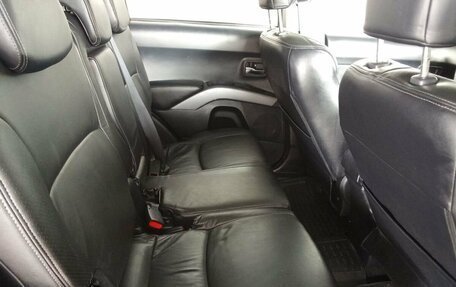Mitsubishi Outlander III рестайлинг 3, 2008 год, 700 000 рублей, 10 фотография