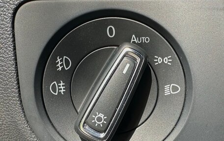 Volkswagen Tiguan II, 2017 год, 3 200 000 рублей, 15 фотография