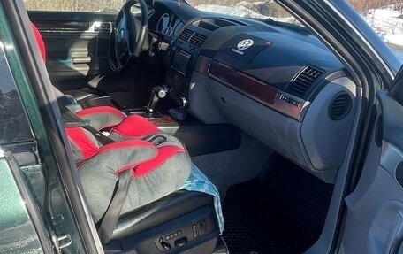 Volkswagen Touareg III, 2004 год, 780 000 рублей, 8 фотография