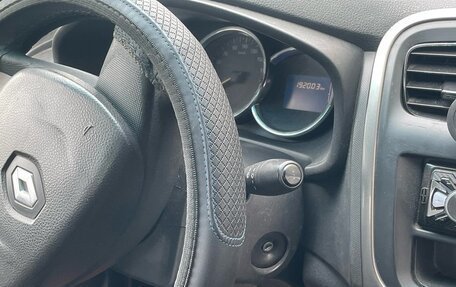 Renault Logan II, 2018 год, 505 000 рублей, 5 фотография