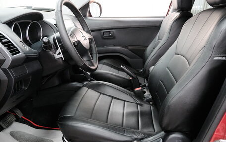 Mitsubishi Outlander III рестайлинг 3, 2010 год, 1 349 000 рублей, 8 фотография