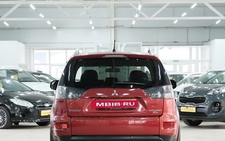 Mitsubishi Outlander III рестайлинг 3, 2010 год, 1 349 000 рублей, 6 фотография