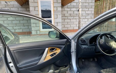 Toyota Camry, 2006 год, 870 000 рублей, 2 фотография