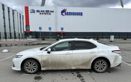 Toyota Camry, 2019 год, 2 600 000 рублей, 5 фотография