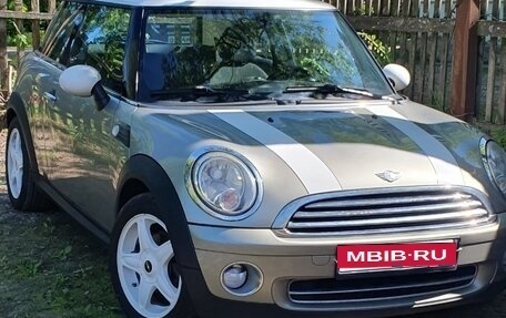 MINI Hatch, 2011 год, 1 250 000 рублей, 16 фотография