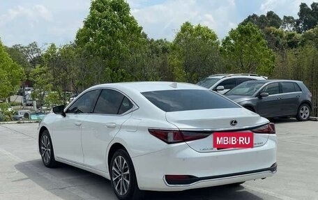Lexus ES VII, 2022 год, 3 100 000 рублей, 4 фотография