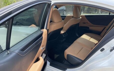 Lexus ES VII, 2022 год, 3 100 000 рублей, 9 фотография