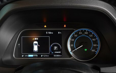 Nissan Leaf II, 2017 год, 2 099 000 рублей, 23 фотография