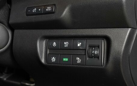 Nissan Leaf II, 2017 год, 2 099 000 рублей, 17 фотография