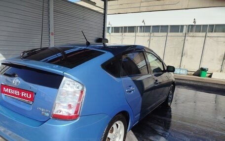 Toyota Prius, 2007 год, 630 000 рублей, 3 фотография