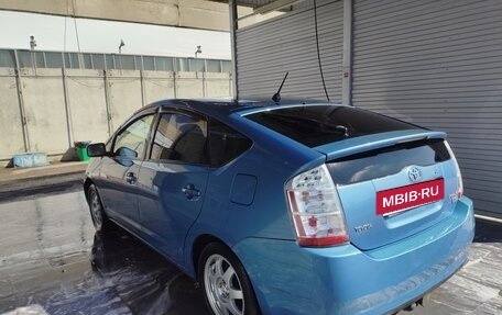 Toyota Prius, 2007 год, 630 000 рублей, 4 фотография
