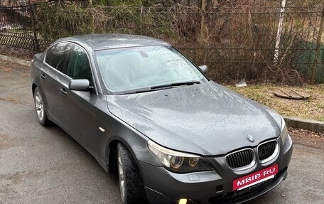BMW 5 серия, 2004 год, 1 187 000 рублей, 3 фотография