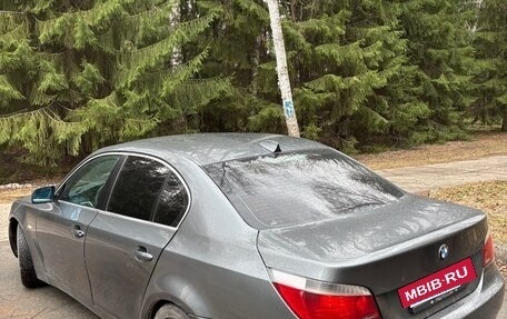 BMW 5 серия, 2004 год, 1 187 000 рублей, 8 фотография