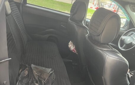 Peugeot 4007, 2010 год, 1 300 000 рублей, 11 фотография