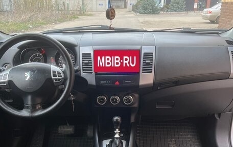Peugeot 4007, 2010 год, 1 300 000 рублей, 9 фотография