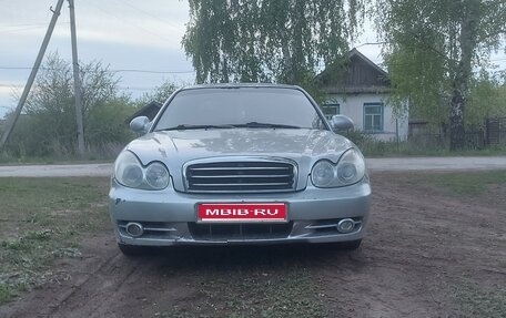 Hyundai Sonata IV рестайлинг, 2005 год, 490 000 рублей, 1 фотография
