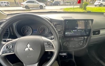 Mitsubishi Outlander III рестайлинг 3, 2013 год, 1 250 000 рублей, 1 фотография