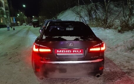 Lexus IS II рестайлинг 2, 2011 год, 1 800 000 рублей, 14 фотография