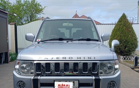 Mitsubishi Pajero Mini II, 2011 год, 899 999 рублей, 21 фотография