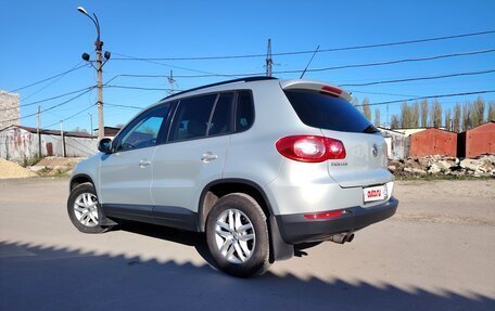 Volkswagen Tiguan I, 2011 год, 1 050 000 рублей, 3 фотография