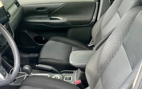 Mitsubishi Outlander III рестайлинг 3, 2013 год, 1 250 000 рублей, 8 фотография