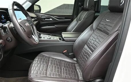 Cadillac Escalade V, 2022 год, 109 012 рублей, 26 фотография