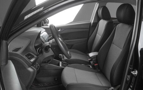 Hyundai Solaris II рестайлинг, 2022 год, 1 869 000 рублей, 10 фотография
